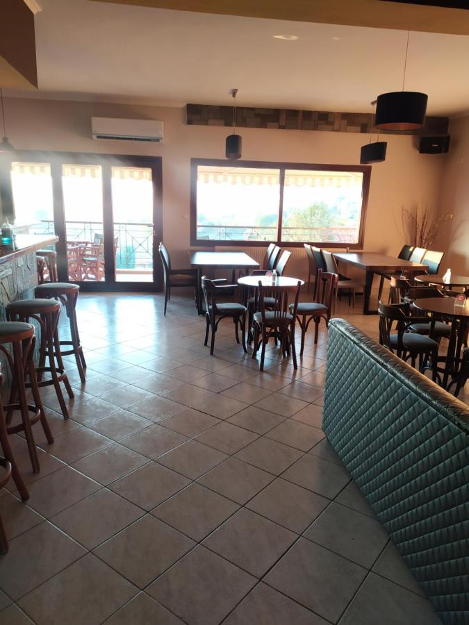 Smallhotel - Vevi Esterno foto