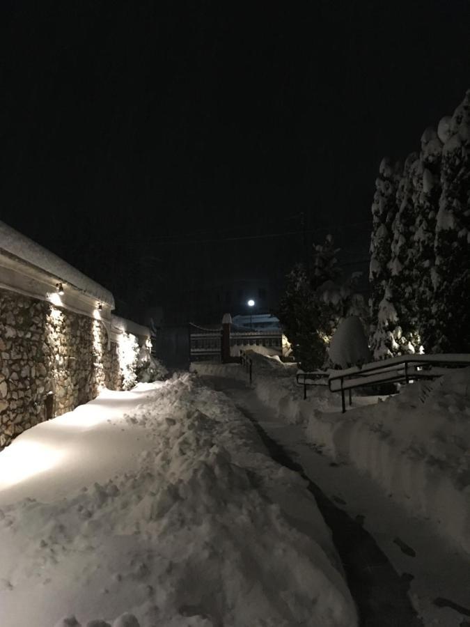 Smallhotel - Vevi Esterno foto