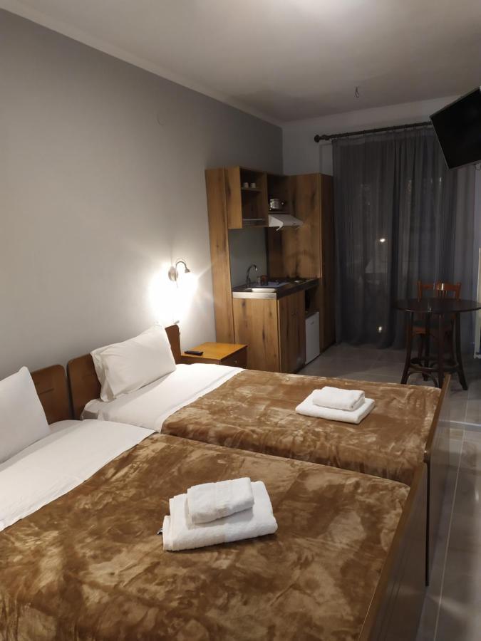 Smallhotel - Vevi Esterno foto