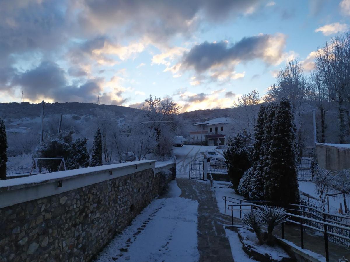 Smallhotel - Vevi Esterno foto