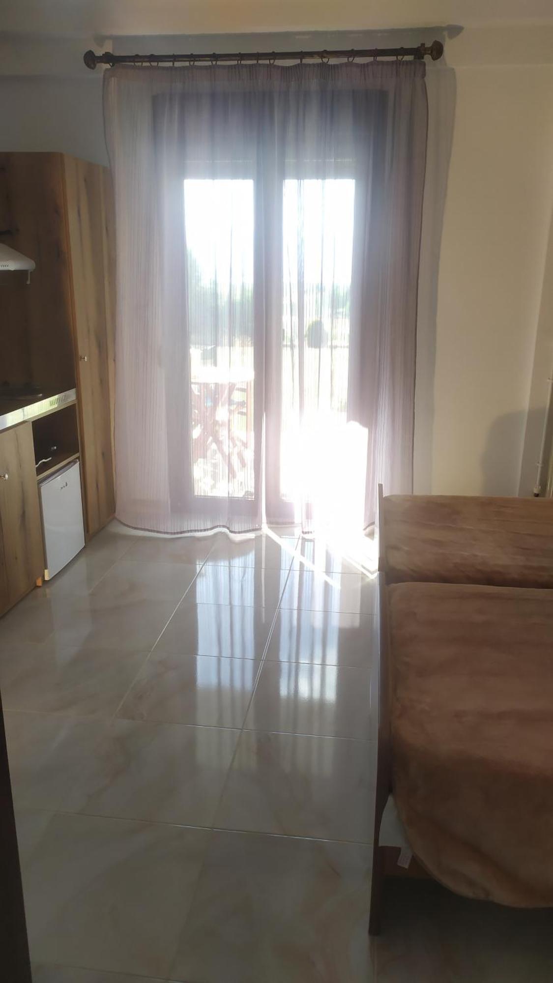 Smallhotel - Vevi Esterno foto