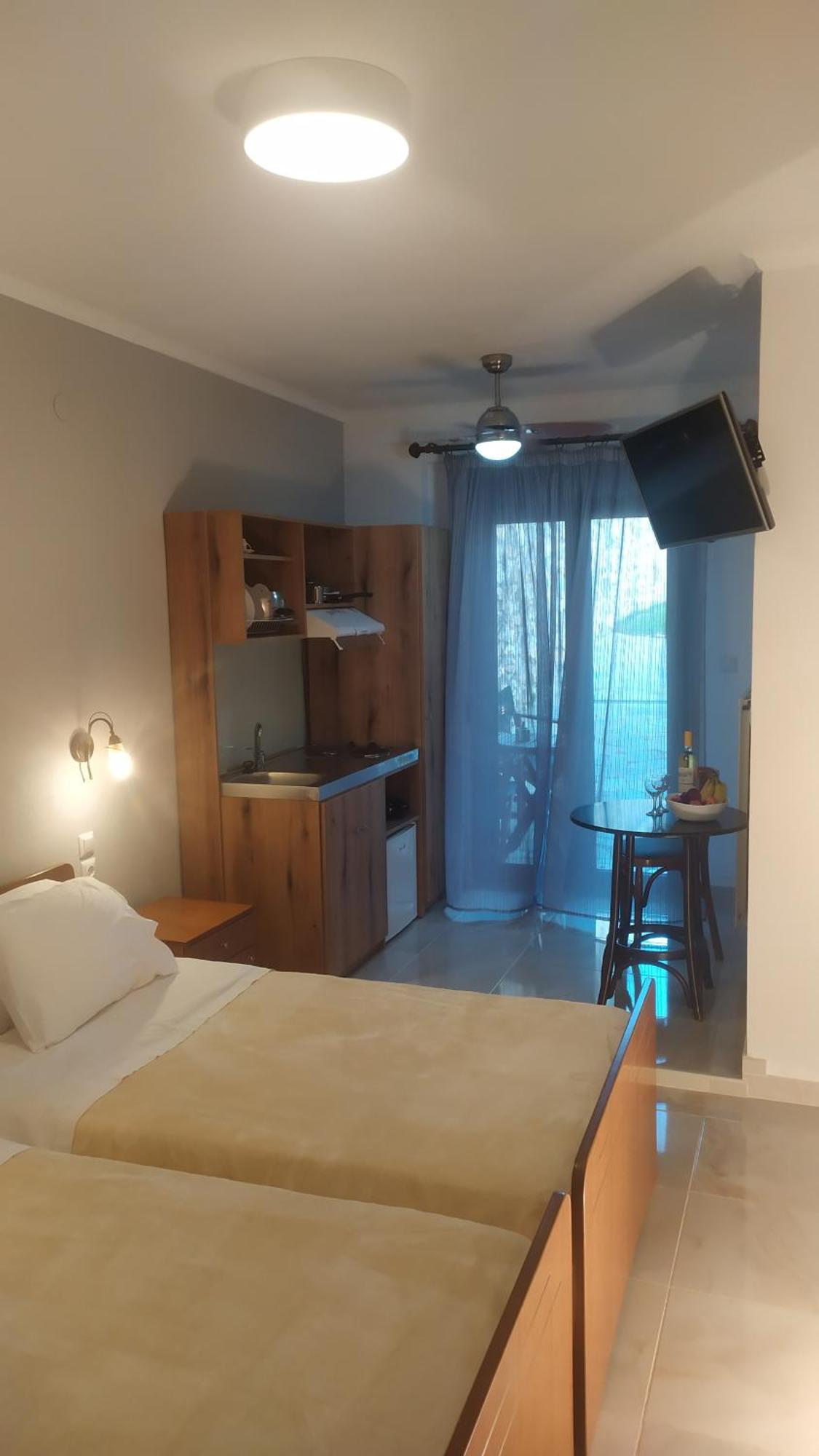 Smallhotel - Vevi Esterno foto