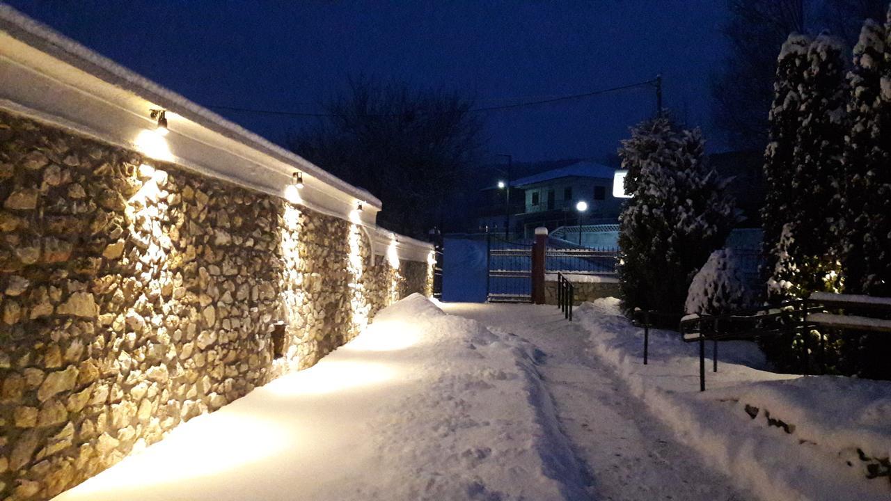 Smallhotel - Vevi Esterno foto